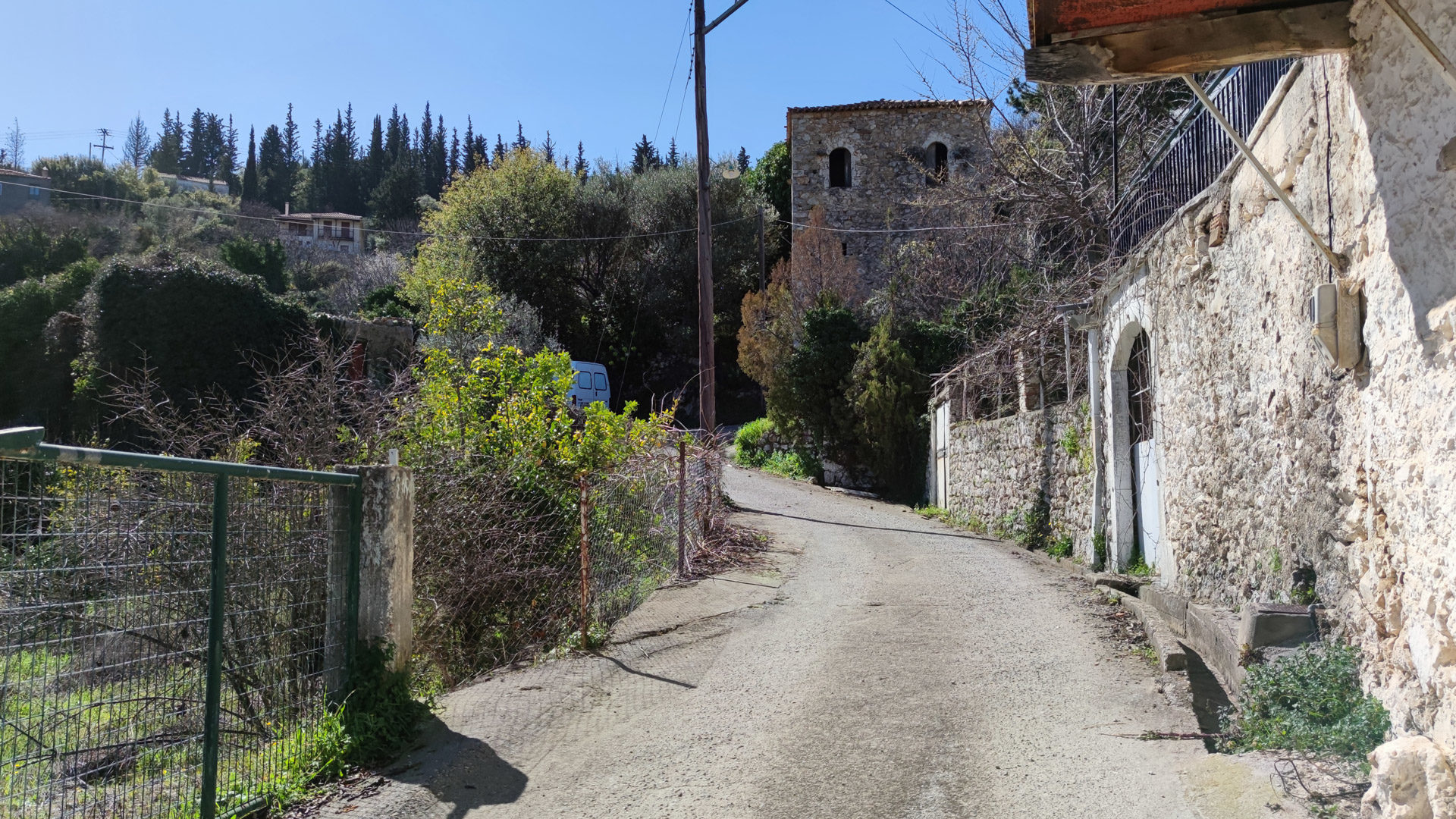 Τρύπη © Σαράντος Βουραντώνης